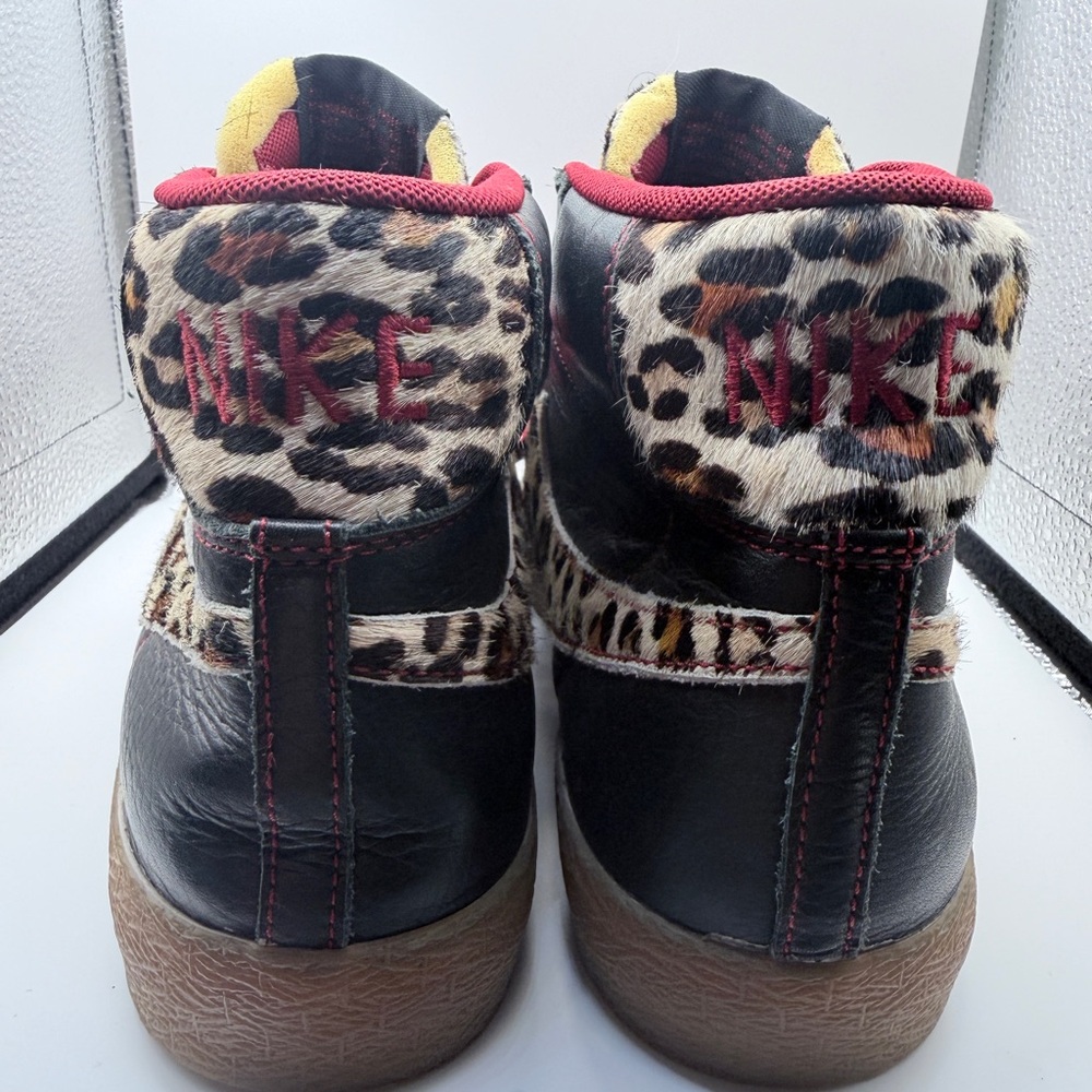 Champion Black High-Top Sneakers with Leopard Swoosh and Red Laces size: 9.5 - Picture 5 of 8